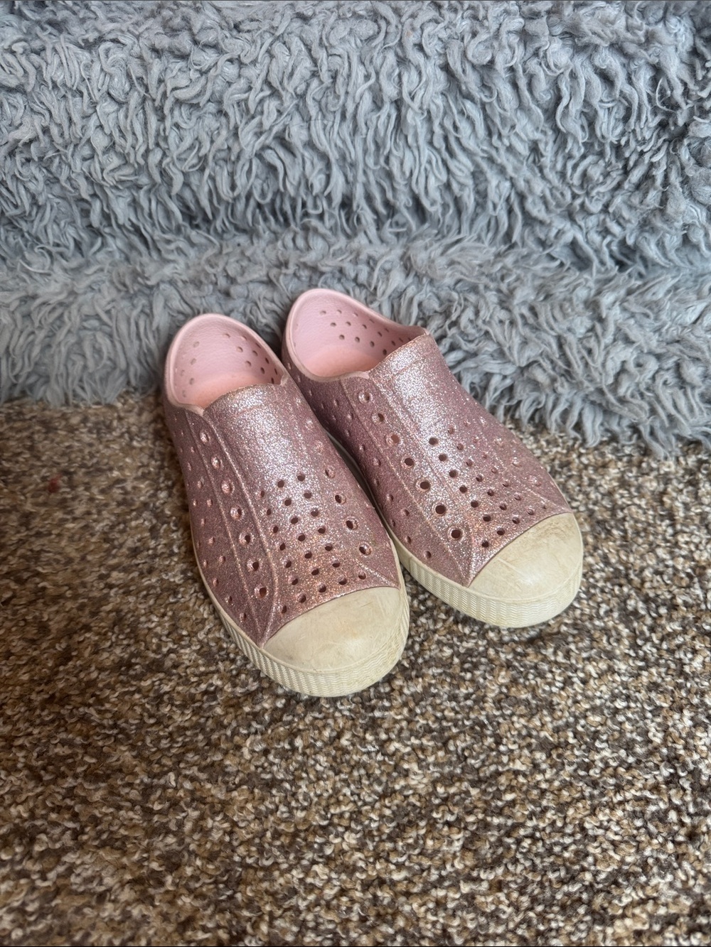 Native size 11 Kids Glitter Slip-On Casual Shoes - Pink